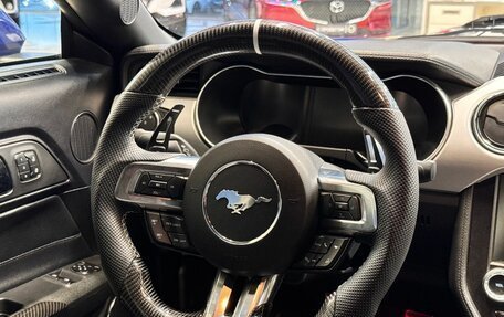 Ford Mustang VI рестайлинг, 2016 год, 4 099 900 рублей, 13 фотография