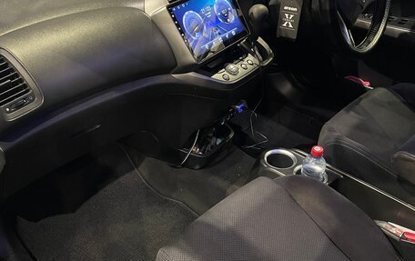 Honda Stream II, 2008 год, 1 060 000 рублей, 12 фотография