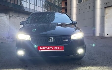 Honda Stream II, 2008 год, 1 060 000 рублей, 7 фотография