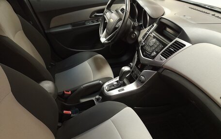 Chevrolet Cruze II, 2012 год, 829 000 рублей, 10 фотография