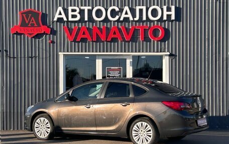 Opel Astra J, 2012 год, 990 000 рублей, 6 фотография