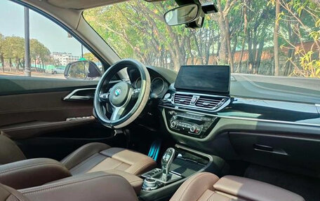 BMW 1 серия, 2022 год, 2 250 000 рублей, 3 фотография