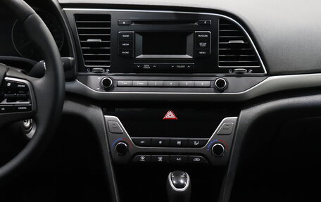 Hyundai Elantra VI рестайлинг, 2017 год, 1 383 000 рублей, 12 фотография