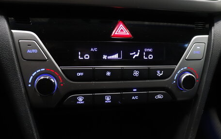 Hyundai Elantra VI рестайлинг, 2017 год, 1 383 000 рублей, 13 фотография