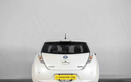 Nissan Leaf I, 2015 год, 729 000 рублей, 6 фотография