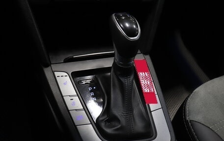 Hyundai Elantra VI рестайлинг, 2017 год, 1 383 000 рублей, 16 фотография