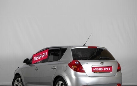 KIA cee'd I рестайлинг, 2009 год, 639 000 рублей, 7 фотография