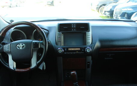 Toyota Land Cruiser Prado 150 рестайлинг 2, 2012 год, 2 239 000 рублей, 8 фотография