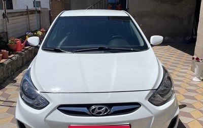 Hyundai Solaris II рестайлинг, 2012 год, 670 000 рублей, 1 фотография