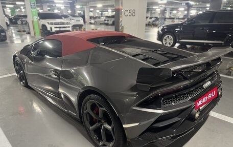 Lamborghini Huracán, 2022 год, 23 277 000 рублей, 4 фотография