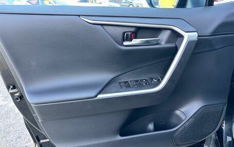 Toyota RAV4, 2024 год, 3 990 000 рублей, 16 фотография