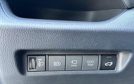 Toyota RAV4, 2024 год, 3 990 000 рублей, 18 фотография