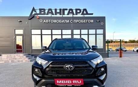 Toyota RAV4, 2024 год, 3 990 000 рублей, 11 фотография