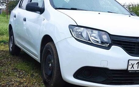 Renault Logan II, 2018 год, 520 000 рублей, 3 фотография