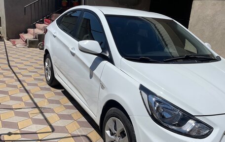 Hyundai Solaris II рестайлинг, 2012 год, 670 000 рублей, 6 фотография