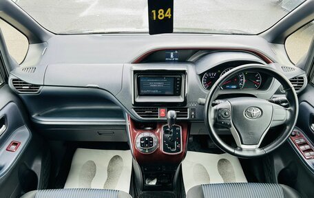 Toyota Noah III, 2016 год, 1 899 000 рублей, 15 фотография