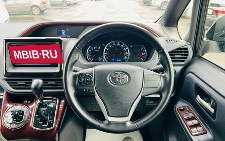 Toyota Noah III, 2016 год, 1 899 000 рублей, 20 фотография