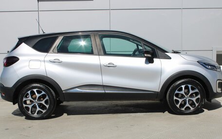 Renault Kaptur I рестайлинг, 2020 год, 1 699 000 рублей, 4 фотография