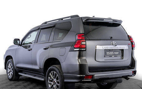 Toyota Land Cruiser Prado 150 рестайлинг 2, 2019 год, 4 990 000 рублей, 7 фотография