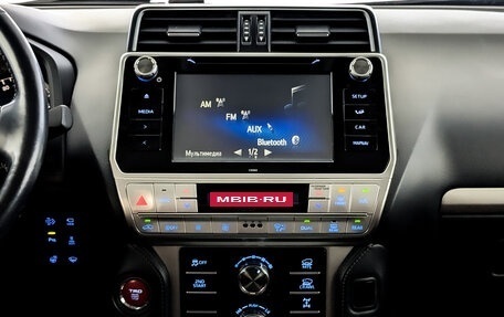 Toyota Land Cruiser Prado 150 рестайлинг 2, 2019 год, 4 990 000 рублей, 15 фотография