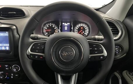 Jeep Renegade I рестайлинг, 2022 год, 1 600 000 рублей, 14 фотография