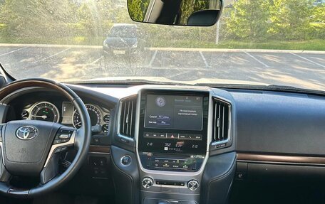 Toyota Land Cruiser 200, 2019 год, 6 700 000 рублей, 3 фотография