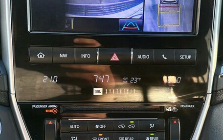 Toyota Land Cruiser 200, 2019 год, 6 700 000 рублей, 5 фотография