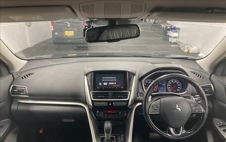 Mitsubishi Eclipse Cross, 2020 год, 1 300 000 рублей, 8 фотография