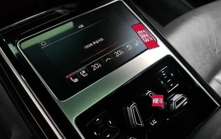 Audi A8, 2022 год, 9 400 000 рублей, 13 фотография