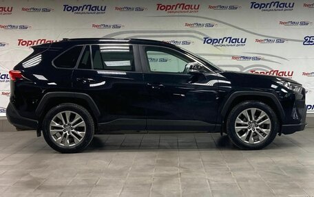 Toyota RAV4, 2021 год, 3 150 000 рублей, 4 фотография
