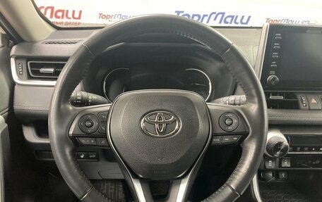Toyota RAV4, 2021 год, 3 150 000 рублей, 13 фотография