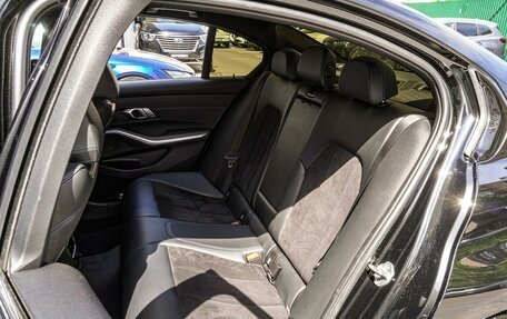 BMW 3 серия, 2019 год, 3 250 000 рублей, 9 фотография