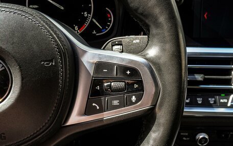 BMW 3 серия, 2019 год, 3 250 000 рублей, 17 фотография