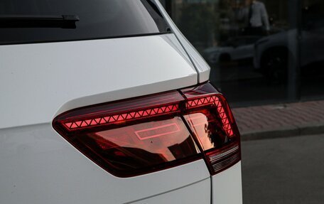 Volkswagen Tiguan II, 2019 год, 2 165 000 рублей, 19 фотография