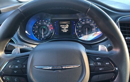 Chrysler 200 II, 2015 год, 1 350 000 рублей, 11 фотография