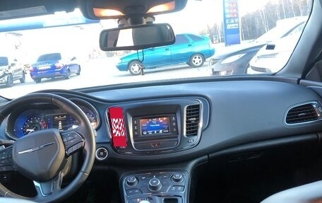 Chrysler 200 II, 2015 год, 1 350 000 рублей, 9 фотография