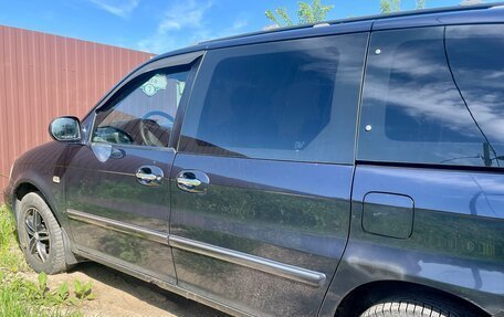 KIA Carnival III, 2005 год, 670 000 рублей, 10 фотография