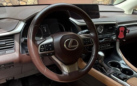Lexus RX IV рестайлинг, 2016 год, 4 100 000 рублей, 8 фотография