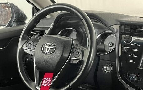 Toyota Camry, 2019 год, 2 290 000 рублей, 11 фотография