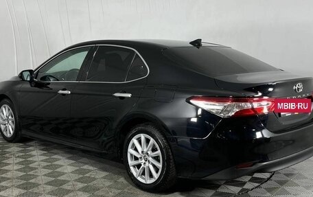 Toyota Camry, 2019 год, 2 290 000 рублей, 7 фотография