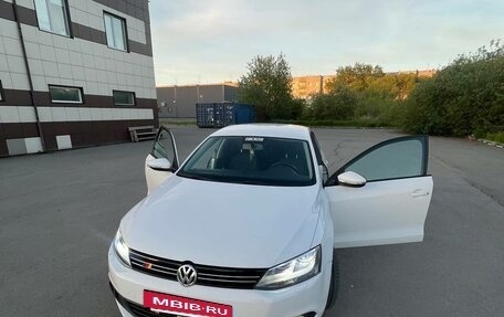 Volkswagen Jetta VI, 2014 год, 1 100 000 рублей, 5 фотография