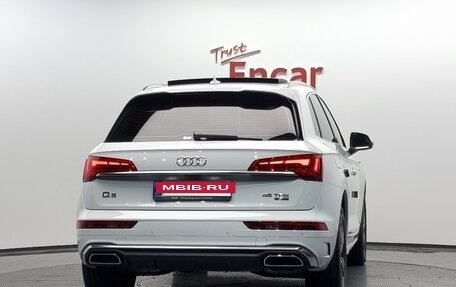 Audi Q5, 2021 год, 2 960 000 рублей, 4 фотография