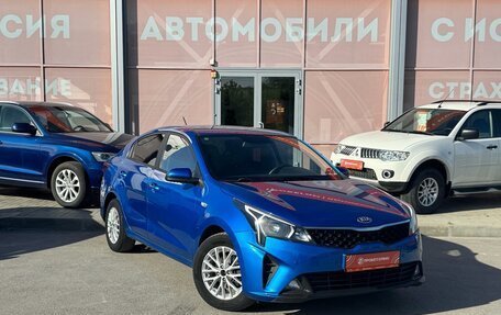 KIA Rio IV, 2021 год, 1 350 000 рублей, 3 фотография