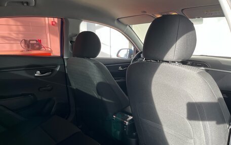 KIA Rio IV, 2021 год, 1 350 000 рублей, 28 фотография