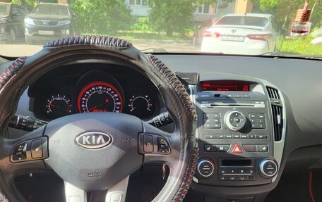 KIA cee'd I рестайлинг, 2010 год, 750 000 рублей, 9 фотография
