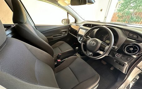 Toyota Vitz, 2018 год, 1 150 000 рублей, 6 фотография
