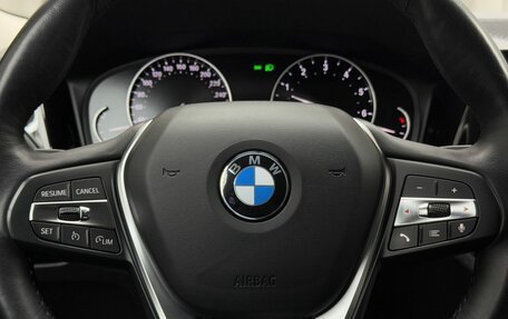 BMW 3 серия, 2019 год, 3 790 000 рублей, 13 фотография