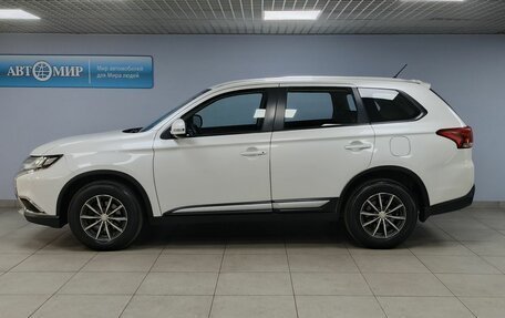Mitsubishi Outlander III рестайлинг 3, 2015 год, 1 628 000 рублей, 8 фотография