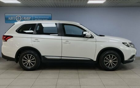 Mitsubishi Outlander III рестайлинг 3, 2015 год, 1 628 000 рублей, 4 фотография