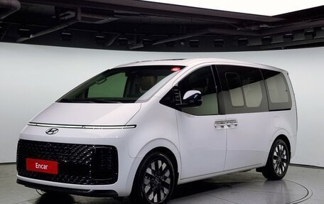 Hyundai Staria, 2022 год, 3 646 000 рублей, 1 фотография